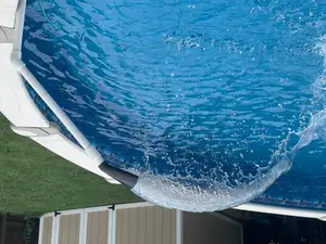 Pool Laminar Flow Fountain
