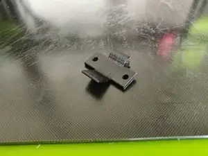 Mitsubishi Pajero Trunk Clip