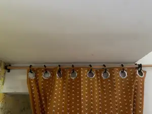 curtain holder