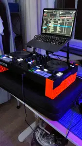 Native Instrument Kontrol S2 MK3 Ultra Light Stand