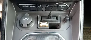 OpenSCAD - Ford Tourneo Courier car cockpit coin compartment insert