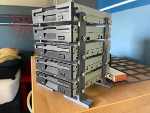 5x 3.5 inch drive holder (Hard / Floppy Drive)