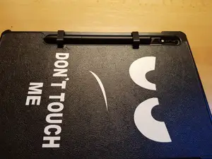 Holder on the case of Samsung Galaxy S8 for Stylus s Pen