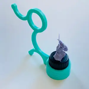 QSMPÖH Quick Swap Miniature Painting Ö Holder for standard soda bottle caps