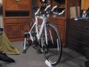 Front wheel stand for bike trainer - "Go nowhere fast"