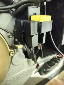Ducati 748 916 996 relay holder