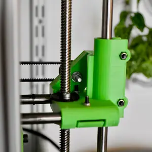 8mm leadscrews X-ends for MendelMax 1.5 with wobble isolator