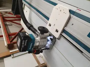 Makita guiderail adapter for router