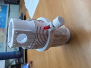 Mobile contact for antenna coil