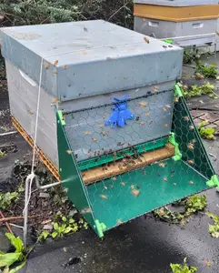 Entrance protection for bees