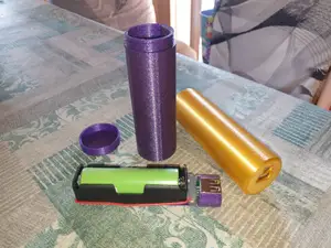 powerbank 18650 intercambiable