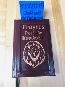 Prayers that shake heaven and earth Leather Press
