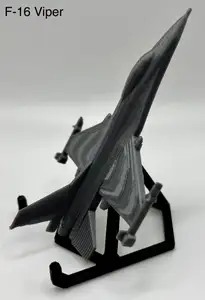 Detailed F-16 Viper Magnet