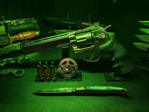 Gun stand - Dan Wesson or similar size revolver