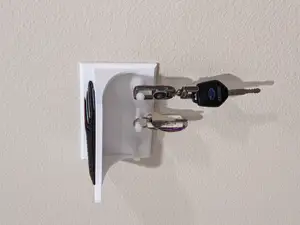 Key Hanger with Tray