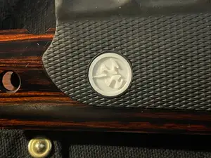 Hitman Silverballer Grip Medallions