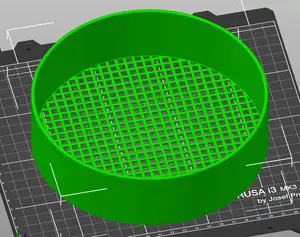 Strainer for washing fruits and vegetables