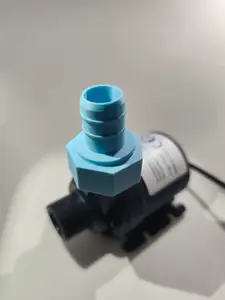 Threaded connector for aquarium pumps