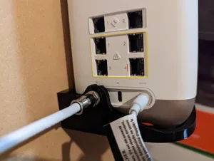 Arris Comcast Xfinity XB8 Wall Mount