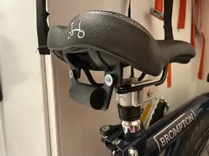Brompton rear light mount