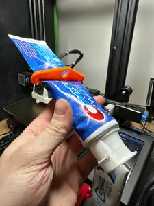 Toothpaste Squeezer