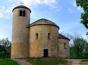 Rotunda sv. Jiří na Řípu