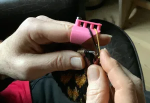 Knitting thimble