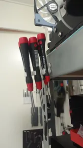 Magnet attachment for Wiha Picofinish Screwdriver set