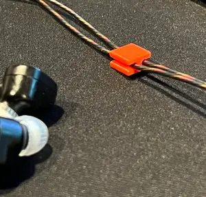 Headphone cord slider for Moondrop CHU (1.7mm cable)