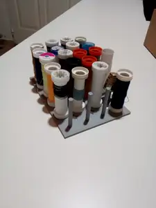 Porta carrete de hilo de coser (Sewing thread holder)