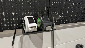 Measuring tape and calipers holder for pegboard (Lidl / Parkside)
