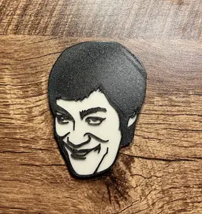 Bruce Lee Magnet (8x3mm magnet)