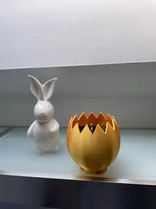 Easter Egg Cracked Planter