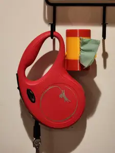 Poop bag container for Flexi dog retractable leash