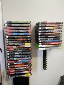 Simple DVD Wall Mount
