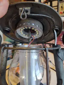 Dietz Vesta RR lantern Wireless Neopixel conversion