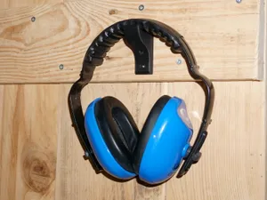 Ear protection / Headphone wall mount