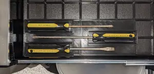 Gridfinity Screwdriver Organizer (2-parts)