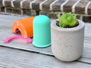 Small reusable rounded bottom planter mold