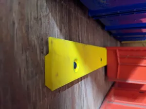 Akro Bin hanger