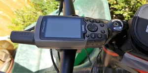 Just the bracket of garmin 60 CSx bike mount