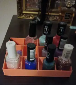 Remix Fully Parametric Nail Polish Organizer
