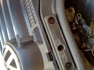 Volkswagen Passat Bonnet Release Lever