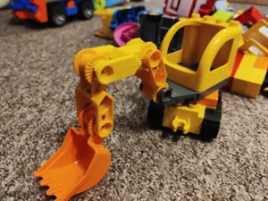 Lego Duplo excavator digger bucket, arm piece, plate and cabin