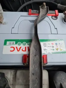 Toyota Hilux Surf/4Runner battery clamp rubbers