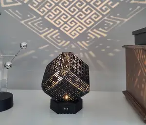 Greek lamp - Base with heat sink, power switch and plug