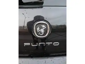 Fiat punto evo Abarth emblem