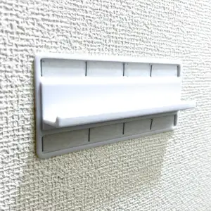 Wide Wall Hook for smartphone by stapler