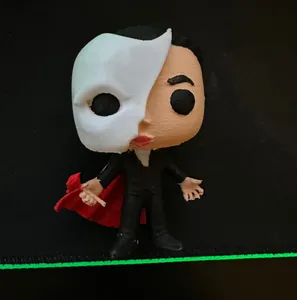 The Phantom of the Opera Figure - Erik with Mask (High Detail)