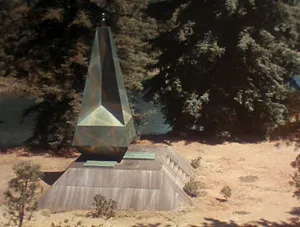 Trek Obelisk TOS Ep The Paradise Syndrome - Now includes alien symbols